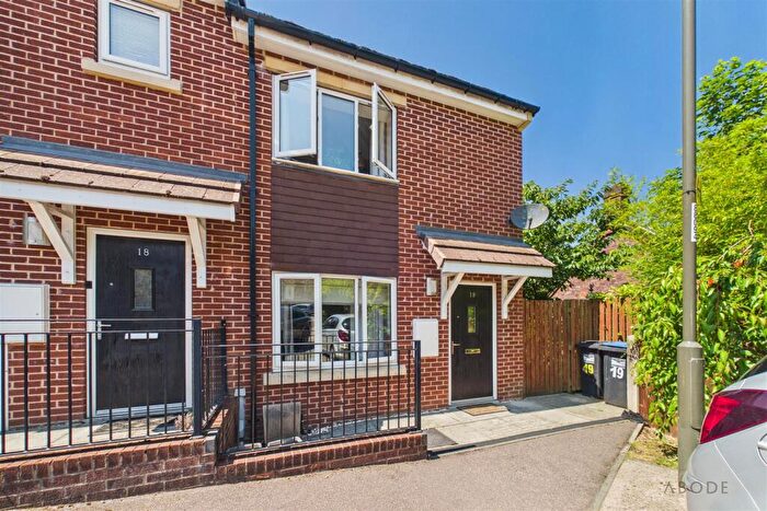 2 Bedroom End Of Terrace House For Sale In The Firs, DE6