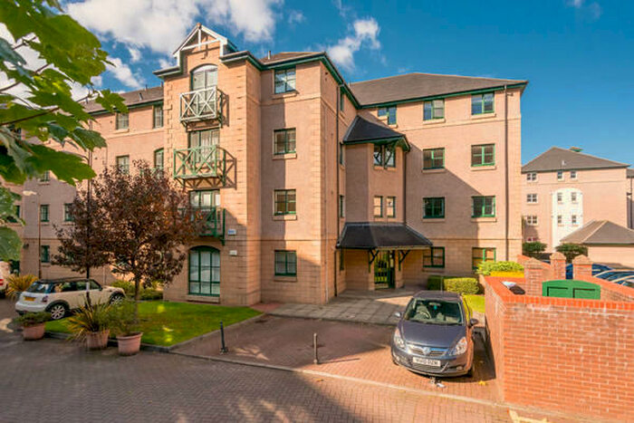 2 Bedroom Flat To Rent In Silvermills, Canonmills, Edinburgh, EH3