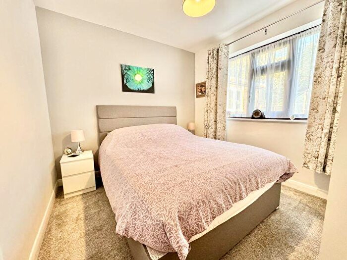 2 Bedroom Bungalow For Sale In Main Road, Saltfleet, LN11