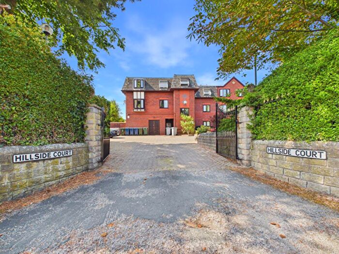 2 Bedroom Flat For Sale In Black Moss Lane, Hillside Court Black Moss Lane, L39