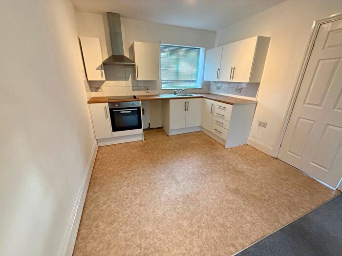 1 Bedroom Flat To Rent In Windmill Avenue, Birstall, LE4