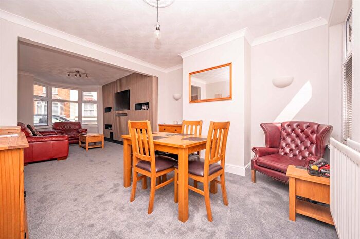 3 Bedroom Terraced House For Sale In Gordon Street, Rothwell, Kettering, NN14