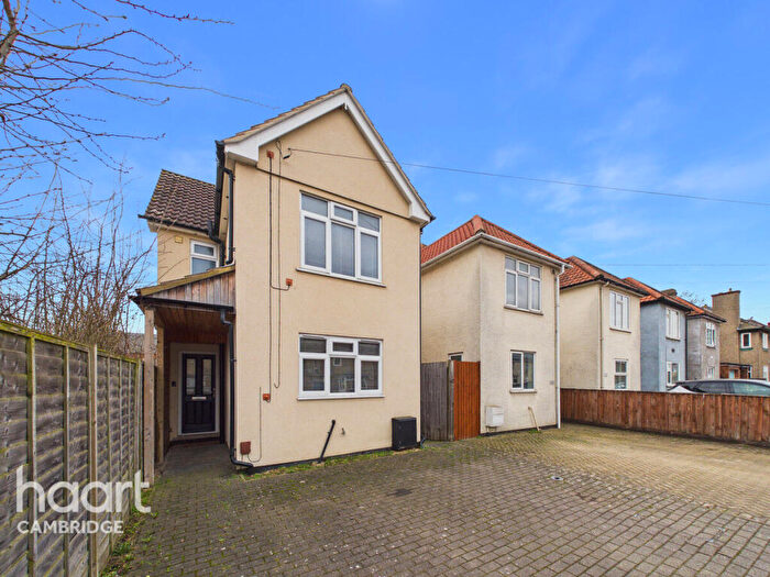 3 Bedroom Detached House For Sale In Coldhams Lane, Cambridge, CB1