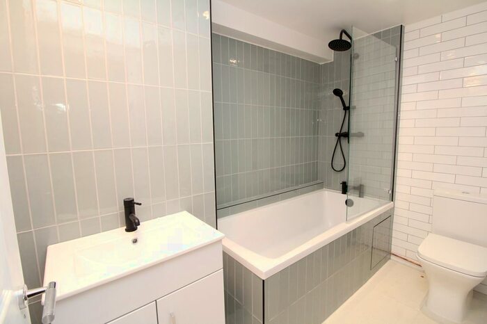 1 Bedroom Flat To Rent In High Street, Dartford, DA1