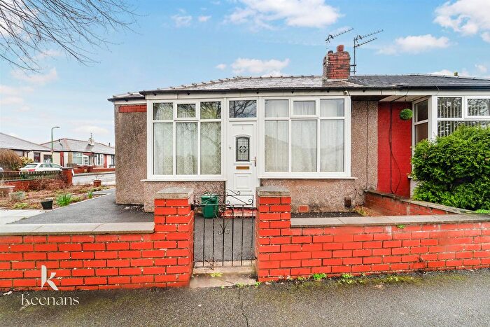 2 Bedroom Semi Detached Bungalow For Sale In Rugby Avenue, Accrington, BB5