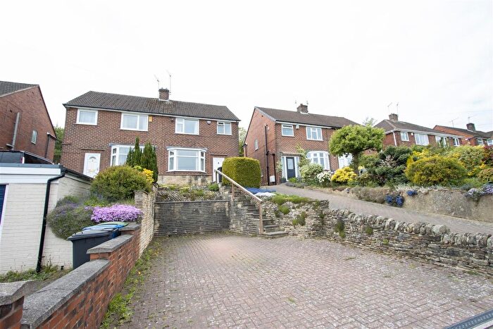 3 Bedroom Semi-Detached House For Sale In Handley Road, New Whittington, Chesterfield, S43