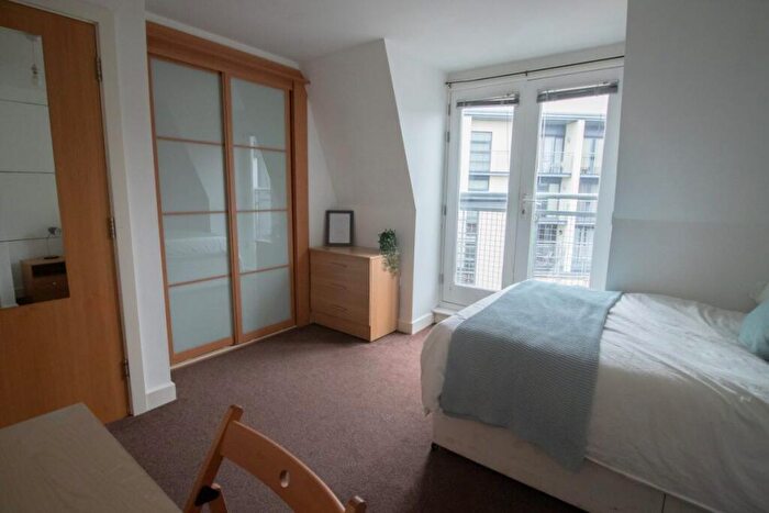 3 Bedroom Flat To Rent In City Road, Newcastle Upon Tyne, NE1