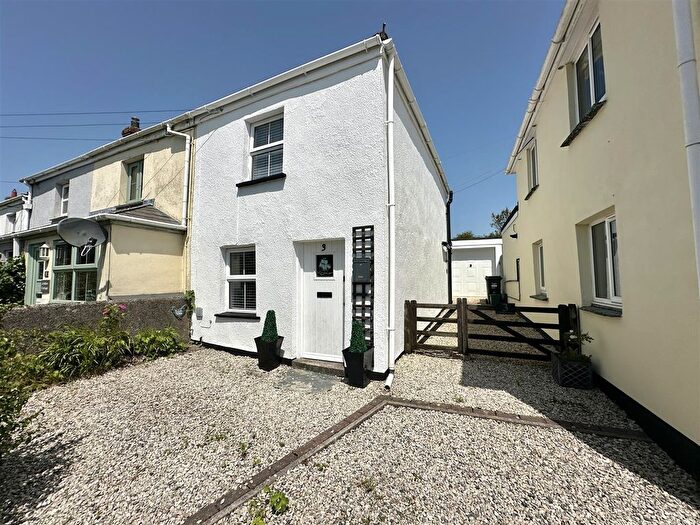 2 Bedroom End Of Terrace House For Sale In Newtown, Fowey, PL23