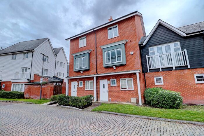 3 Bedroom Terraced House To Rent In Greenwich Drive., High Wycombe, Buckinghamshire, HP11