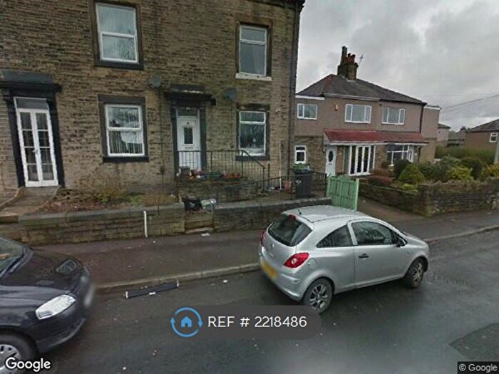2 Bedroom Flat To Rent In Halifax, Halifax, HX2
