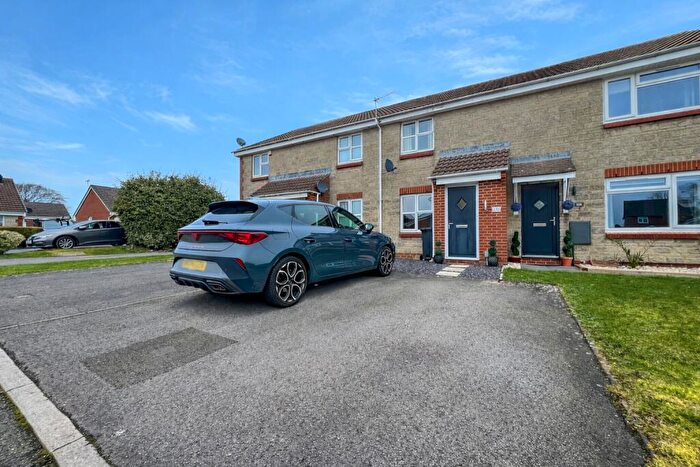 2 Bedroom Terraced House For Sale In Badger Rise, Portishead, Bristol, Somerset, BS20