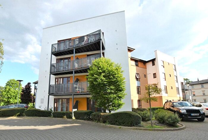 1 Bedroom Flat To Rent In Harry Close, Croydon, CR0