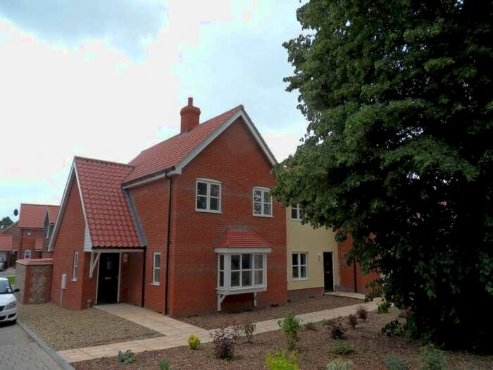 3 Bedroom Semi-Detached House To Rent In Diss, IP22