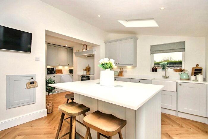 3 Bedroom End Of Terrace House For Sale In Impala Close, Old Catton, Norwich, NR6