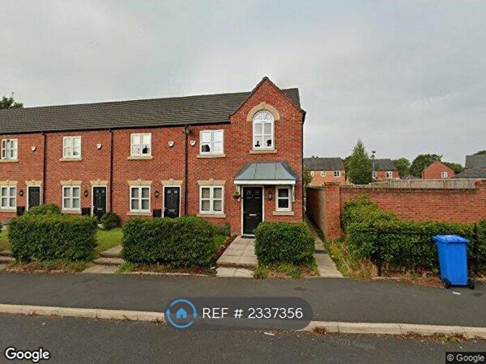 2 Bedroom Terraced House To Rent In Shenton Street, Hyde, SK14