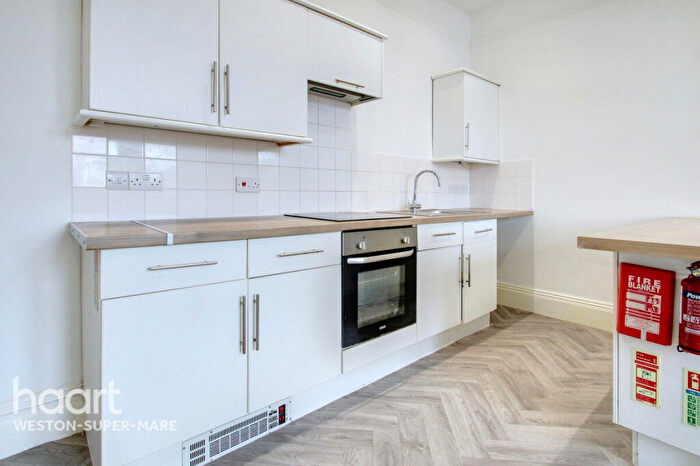 2 Bedroom Flat To Rent In Charlton Road, Weston-super-Mare, BS23