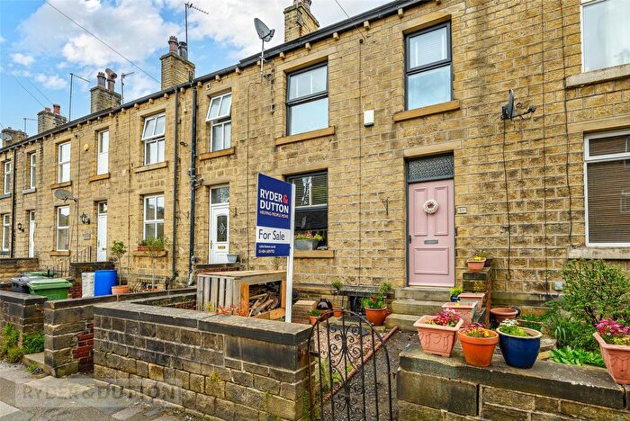 3 Bedroom Terraced House For Sale In Thirstin Road, Honley, Holmfirth, West Yorkshire, HD9