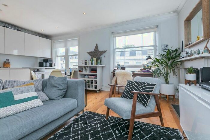 2 Bedroom Flat To Rent In Pembridge Gardens, Notting Hill, W2