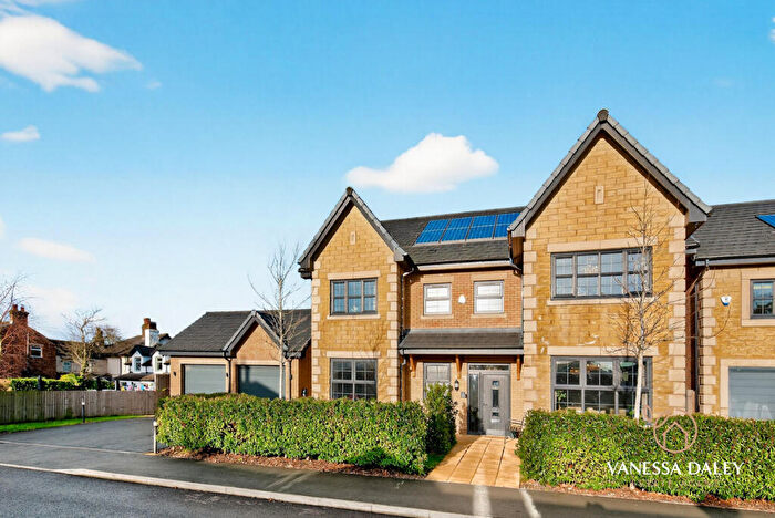 4 Bedroom Detached House For Sale In Parkside Drive, Preston, PR3