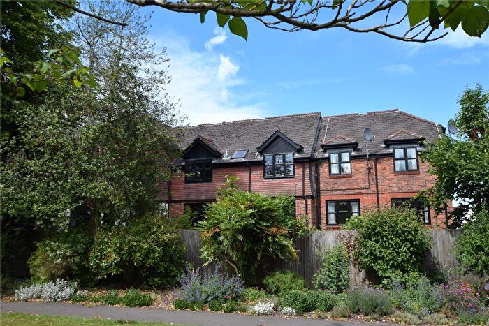 1 Bedroom Retirement Property For Sale In The Cooperage, Lenten Street, Alton, Hampshire, GU34