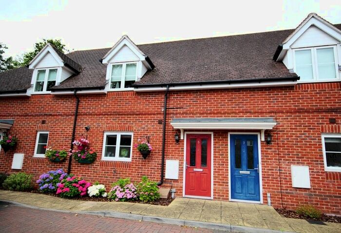 1 Bedroom Flat To Rent In Lytham Road, Woodley, Reading, Berkshire, RG5
