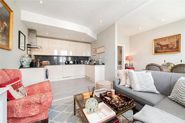 1 Bedroom Flat To Rent In Finborough Road, London, SW10