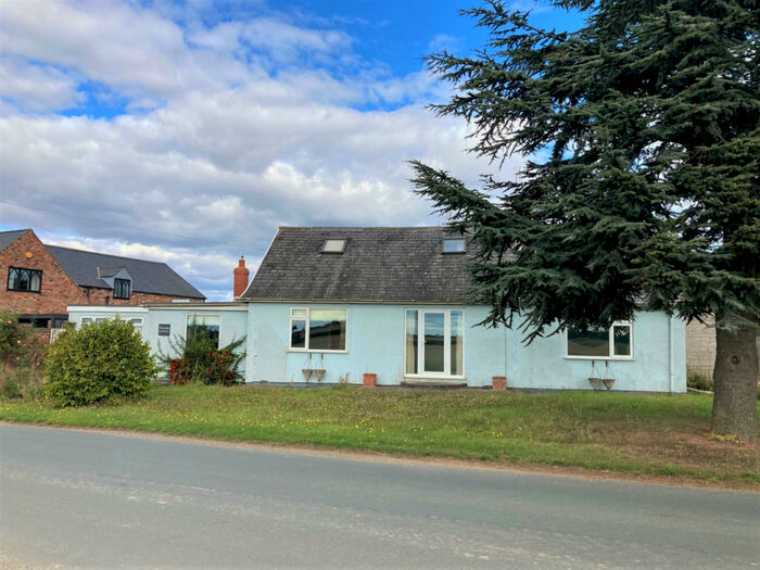 4 Bedroom Bungalow For Sale In Marton, Hull, HU11