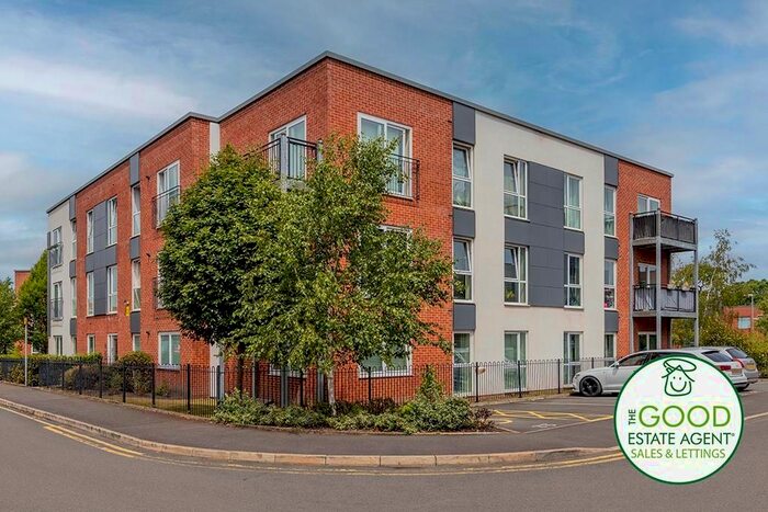 2 Bedroom Flat To Rent In Apartment, Heald Green, M22