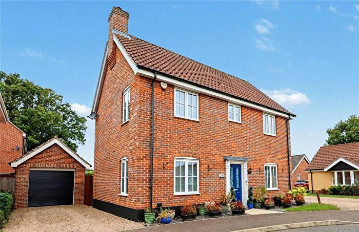 3 Bedroom Detached House For Sale In Trafford Way, Spixworth, Norwich, Norfolk, NR10