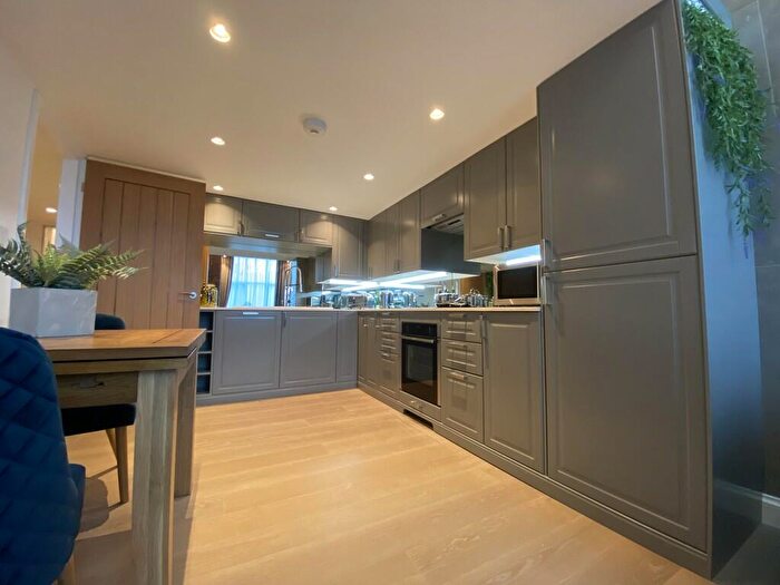 2 Bedroom Apartment To Rent In A Pollard St, New Islington, M4