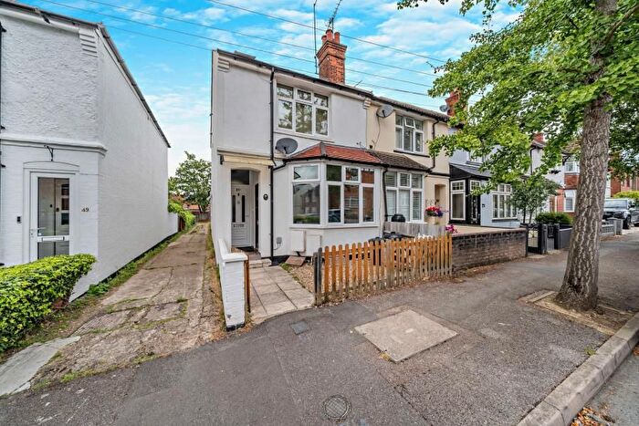 2 Bedroom Flat To Rent In Hilliard Road, Northwood, HA6