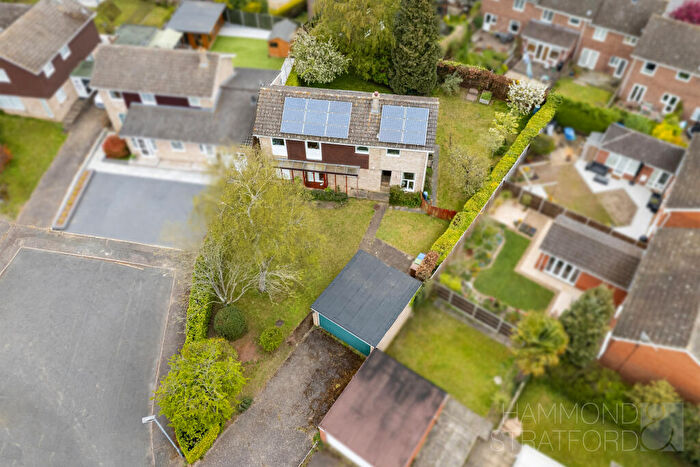 4 Bedroom Detached House For Sale In Denmead Close, Eaton, NR4
