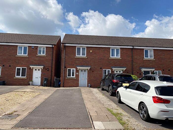 2 Bedroom Terraced House To Rent In Chandler Drive, Kingswinford, DY6