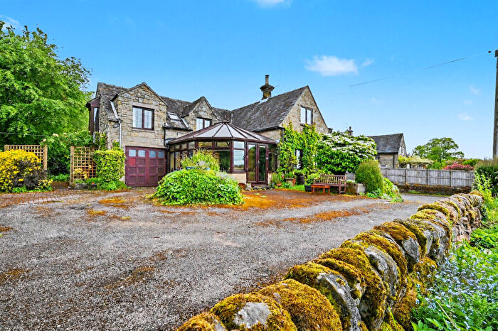 5 Bedroom Detached House For Sale In Hall Lane, Wootton, DE6