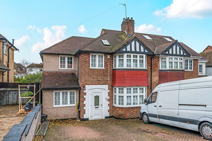 4 Bedroom Semi Detached House For Sale In Glenhurst Rise, Crystal Palace, London, SE19