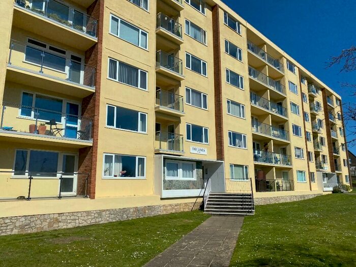 2 Bedroom Flat To Rent In The Limes, Upperton Road, Eastbourne, East Sussex, BN21