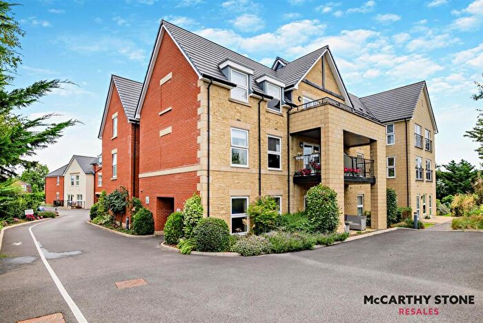 1 Bedroom Apartment For Sale In Meadowsweet Place, Spa Road, Melksham, SN12