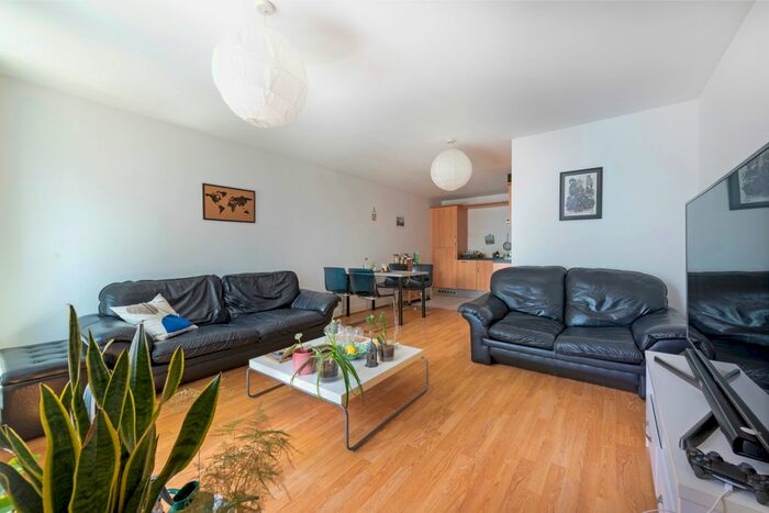 1 Bedroom Flat To Rent In Hardwicks Way, London, SW18