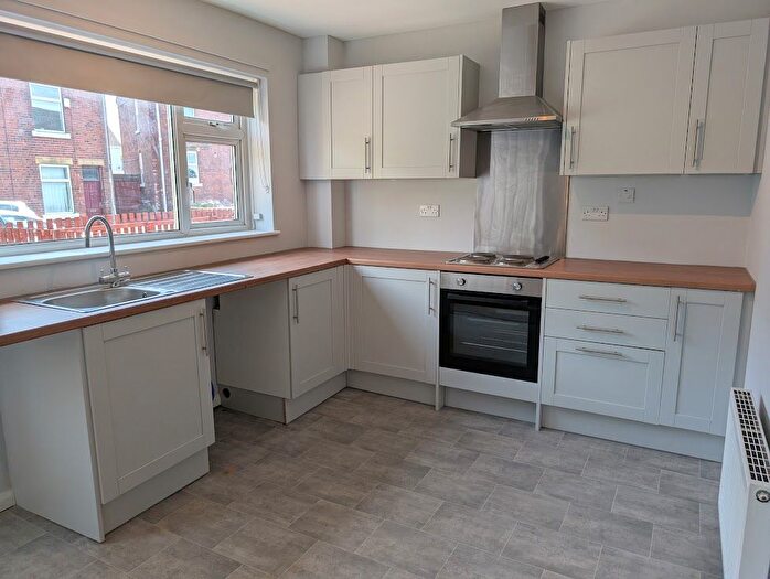 2 Bedroom Terraced House To Rent In Denby Dale Road East, Wakefield, WF4