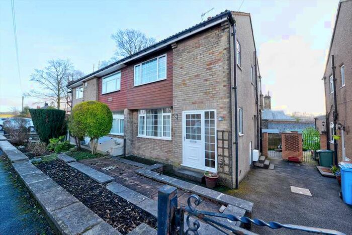 3 Bedroom Semi-Detached House To Rent In Windsor Avenue Skipton, BD23