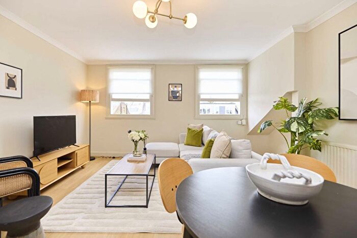 2 Bedroom Flat To Rent In Adolphus Road, London, N4