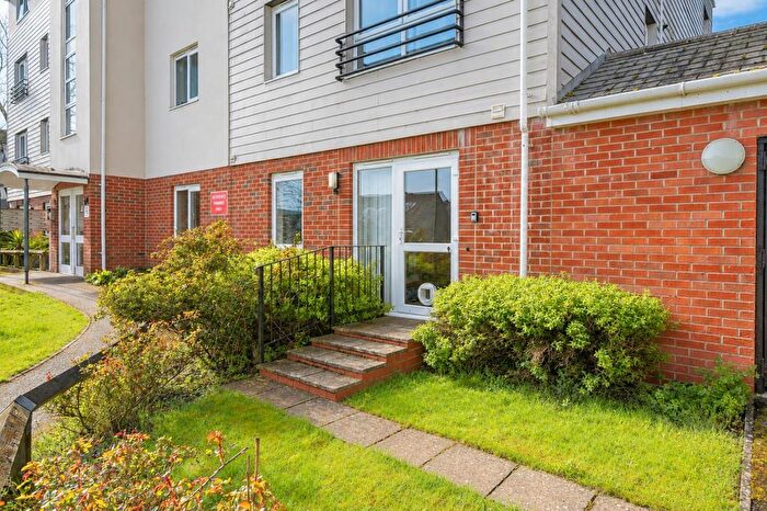 1 Bedroom Flat For Sale In Rossetti Close, Basingstoke, RG24