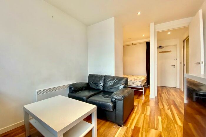 Apartment To Rent In West Point, Leeds, West Yorkshire, LS1
