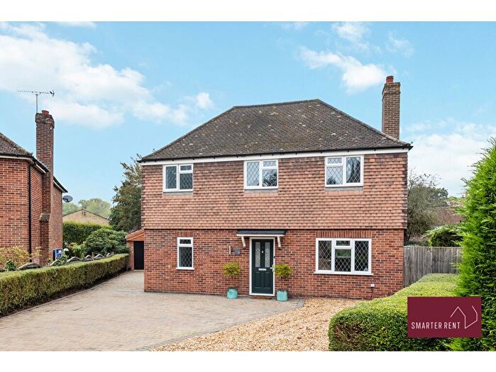 4 Bedroom Detached House To Rent In St Peters Mead, Ash, Aldershot, GU12
