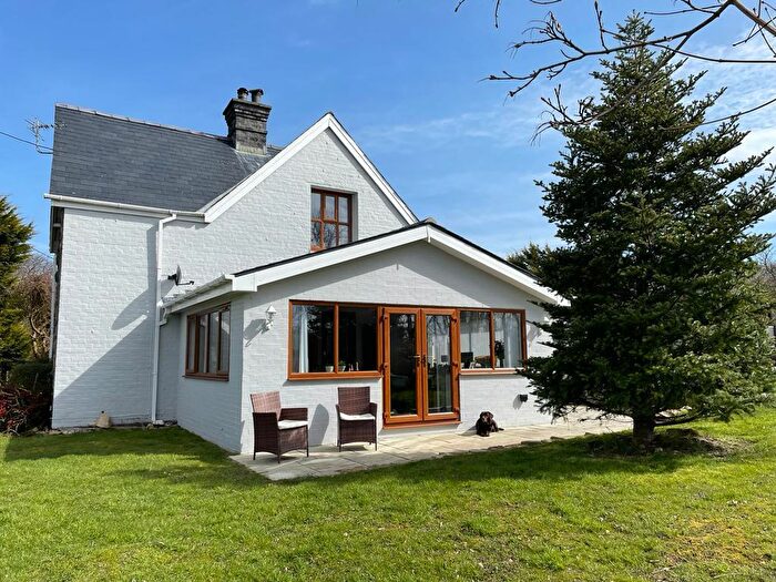 2 Bedroom Detached House For Sale In Gellilydan, Blaenau Ffestiniog, LL41