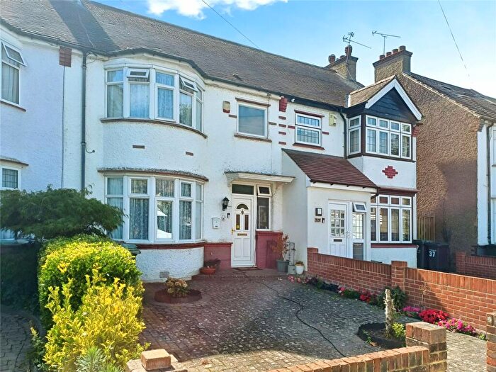 3 Bedroom Terraced House For Sale In Ridgeway Avenue, Gravesend, Kent, DA12