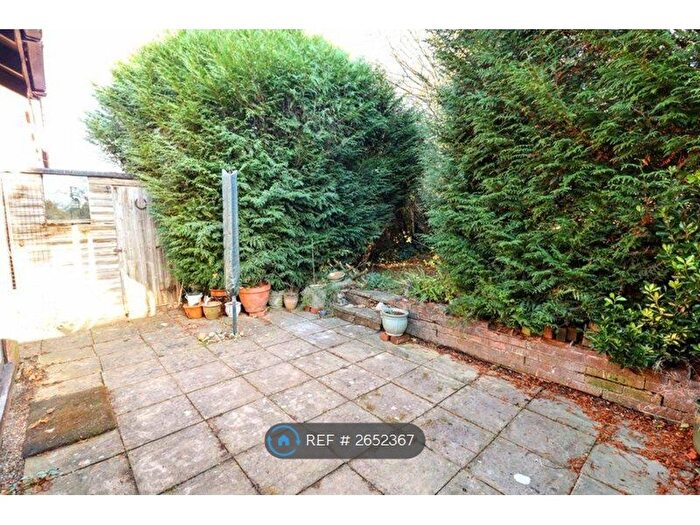 2 Bedroom Bungalow To Rent In Challacombe, Furzton, Milton Keynes, MK4