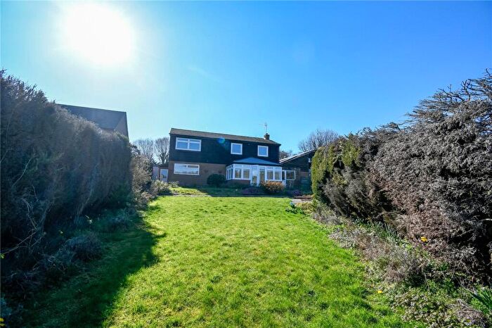 4 Bedroom Detached House To Rent In The Park, Lambourn, Hungerford, Berkshire, RG17