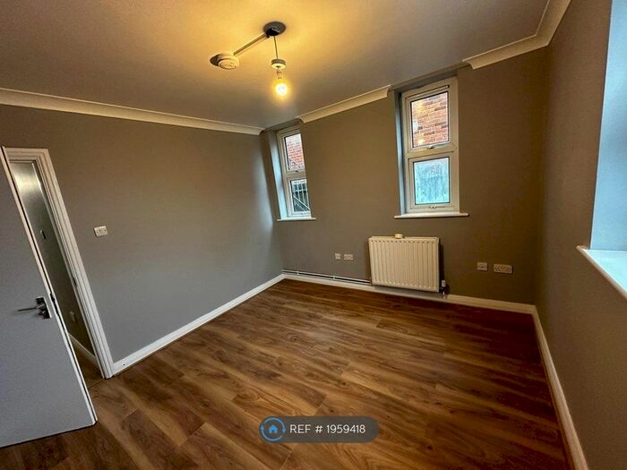 2 Bedroom Flat To Rent In Wilton Avenue, Southampton, SO15