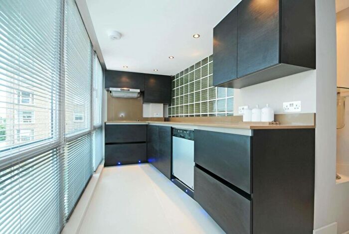 3 Bedroom Apartment To Rent In St. Johns Wood Park, St. Johns Wood, NW8